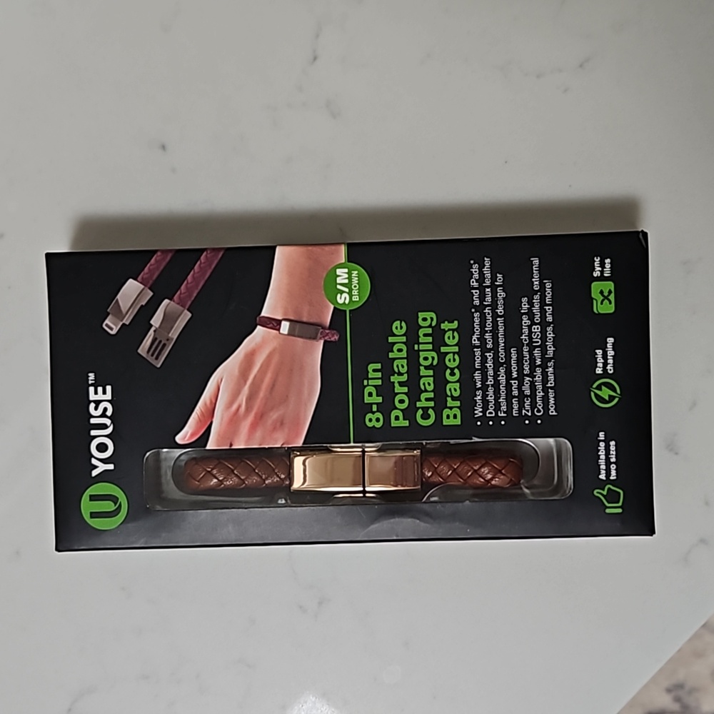 NIB. Portable charging bracelet Stocking Stuffer‎ Gift